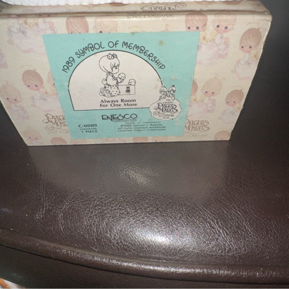 Enesco Precious Moments Membership Box with Pastel Illustrations